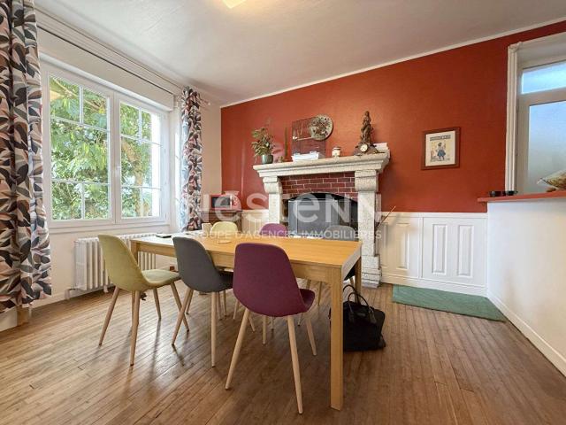 Maison vente à Remungol, Guénin