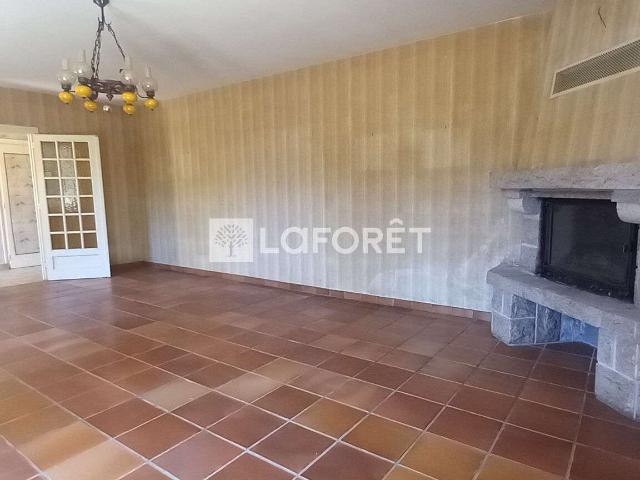 Maison vente à Guingamp, Bretagne