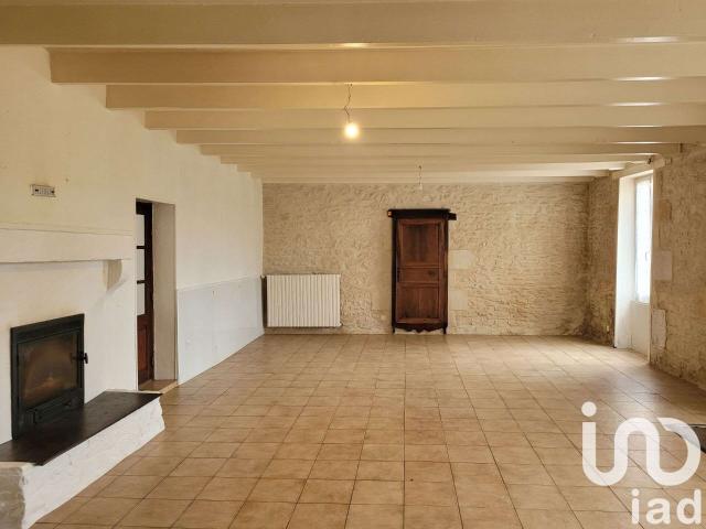Maison vente à Confolens, Saint-coutant
