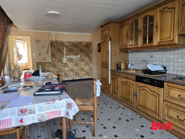 Maison vente à Saint-Étienne-en-Coglès, Maen-Roch
