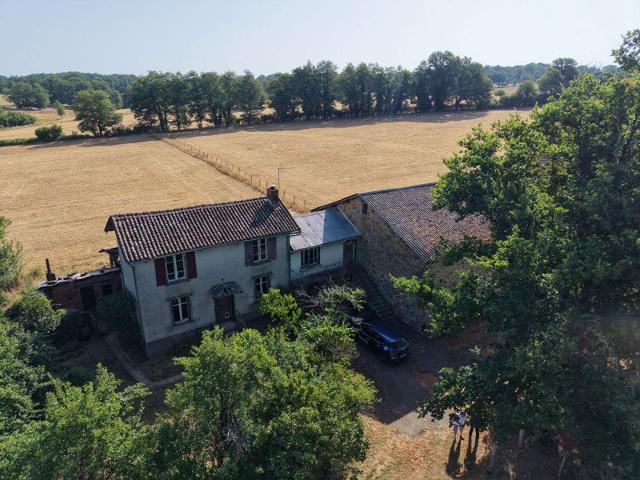 Maison vente à Rochechouart, Saint-laurent-sur-gorre