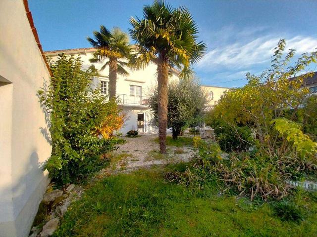 Maison vente à Saintes