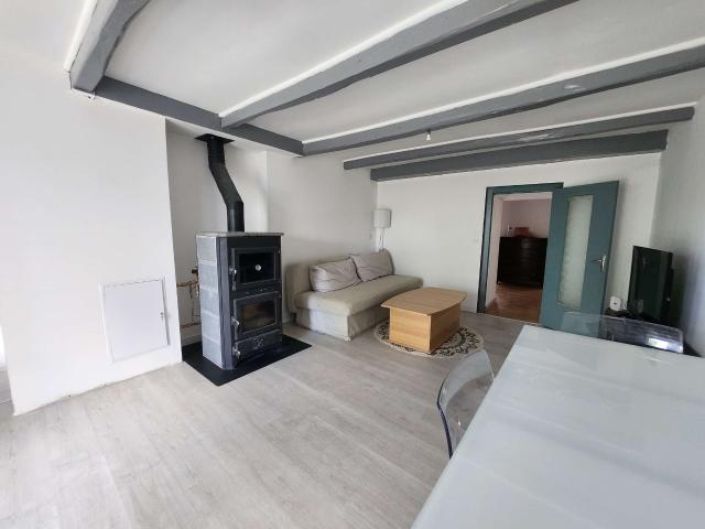 Maison vente à Fontenay-le-Comte, Thiré