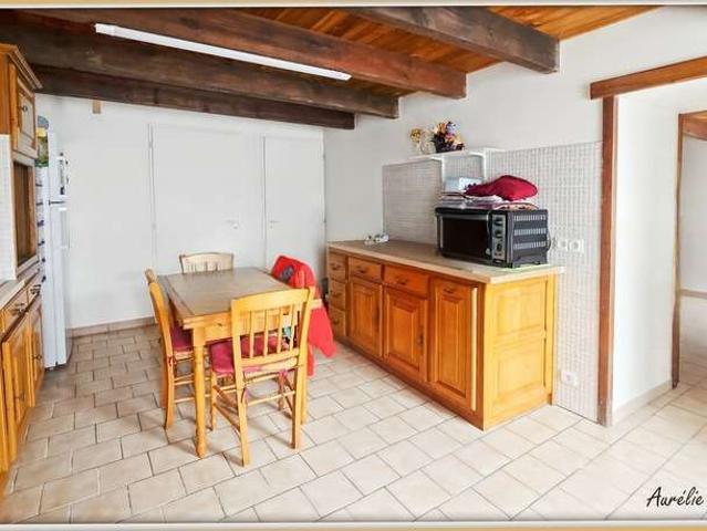 Maison vente à Saint-Jean-d'Angély, Thors