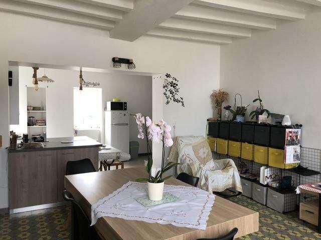 Maison vente à Angers, Tiercé