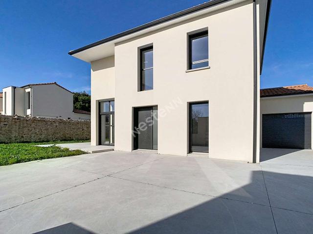 Maison vente à Nantes, Vallet