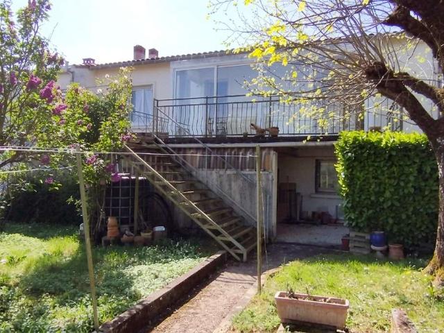 Maison vente à Saint-Jean-d'Angély, Vervant