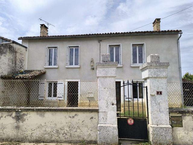 Maison vente à Niort, Pioussay