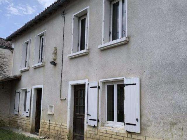 Maison vente à Niort, Pioussay
