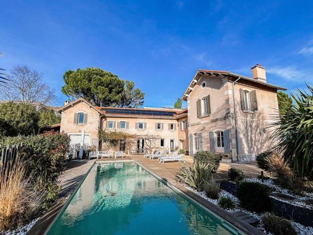 Maison vente à Nîmes, Villeneuve-lès-avignon