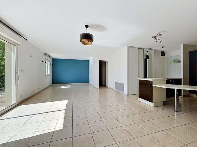 Maison vente à Angers, Villevêque