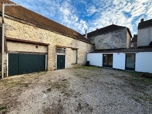 Maison vente à Fontainebleau, Nanteau-sur-lunain