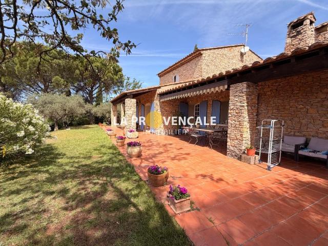 Maison vente à Aix-en-Provence, Châteauneuf-le-rouge