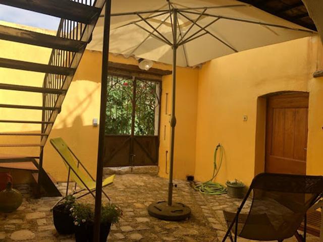 Maison vente à Nîmes, Lussan