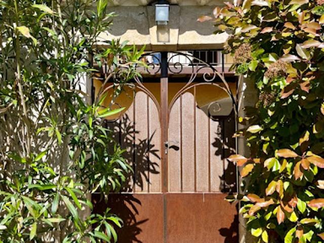 Maison vente à Nîmes, Lussan