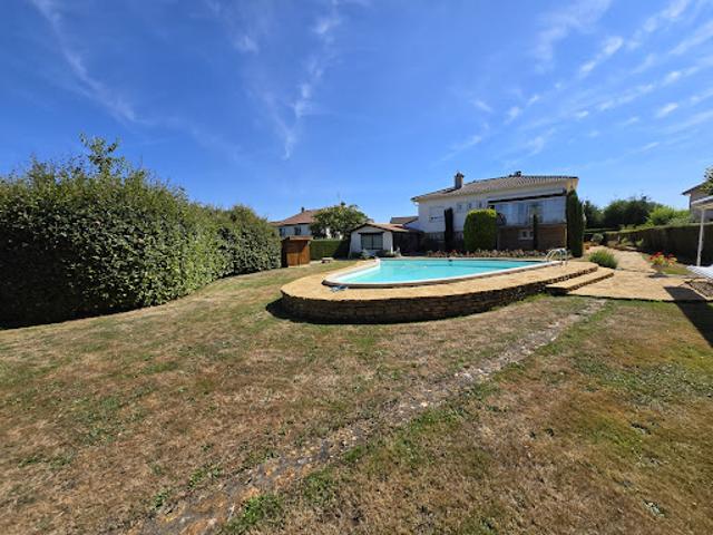 Maison vente à France métropolitaine, La Clayette