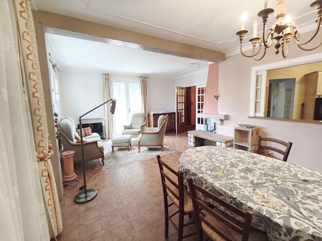 Maison vente à La Flèche, Louplande