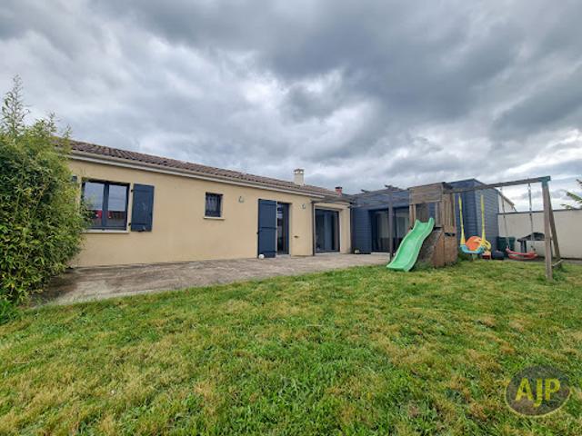 Maison vente à Saint-lumine-de-coutais, L'Ébaupin