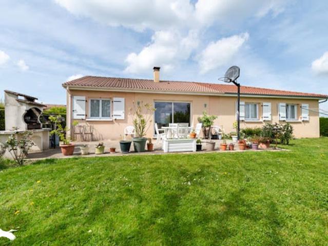 Maison vente à Rochechouart, Champsac