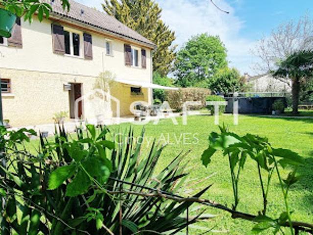 Maison vente à Gourdon, Bétaille