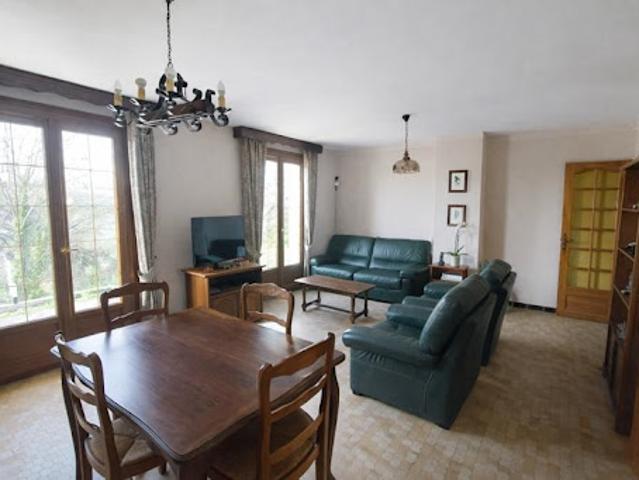 Maison vente à Saint-Germain-en-Laye, Maule