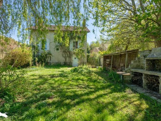 Maison vente à Pontoise, Mériel