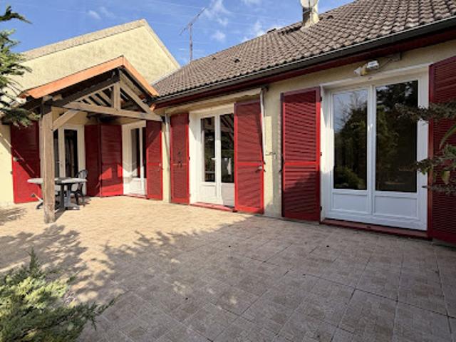 Maison vente à Fontainebleau, Dormelles