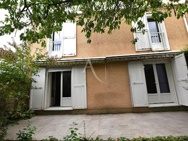 Maison vente à Évry, Varennes-jarcy