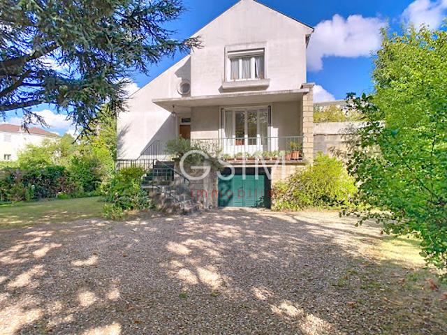 Maison vente à Versailles, La Celle-saint-cloud