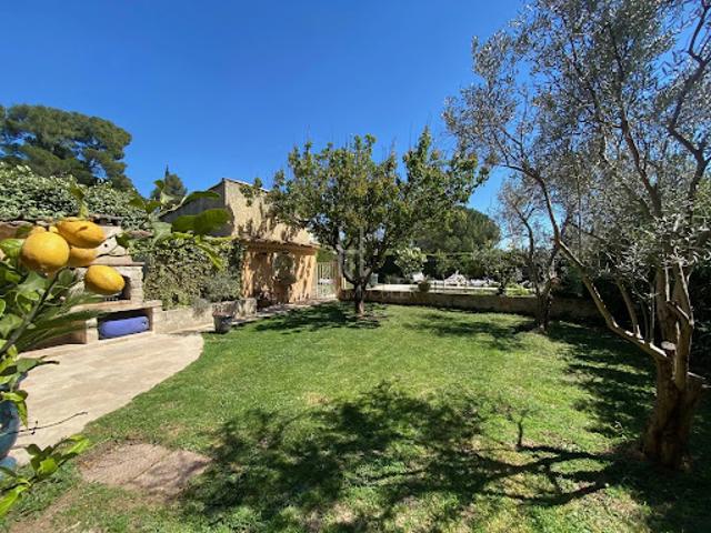 Maison vente à Arles, Les Baux-de-provence