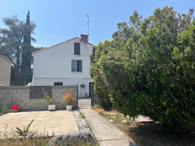 Maison vente à Angoulême, Ruelle-sur-touvre