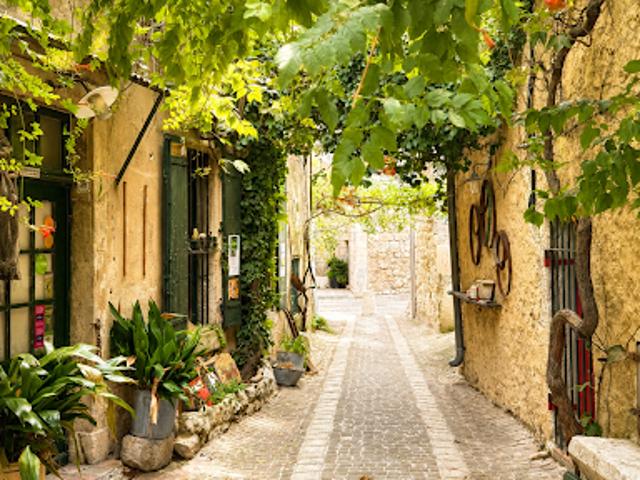 Maison vente à La Garde-Adhémar, Drôme