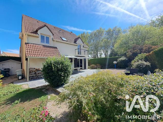Maison vente à Versailles, Plaisir