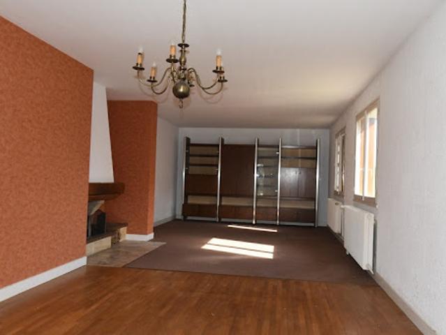 Maison vente à Vesoul, Attricourt