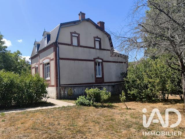 Maison vente à Clamecy, Montreuillon