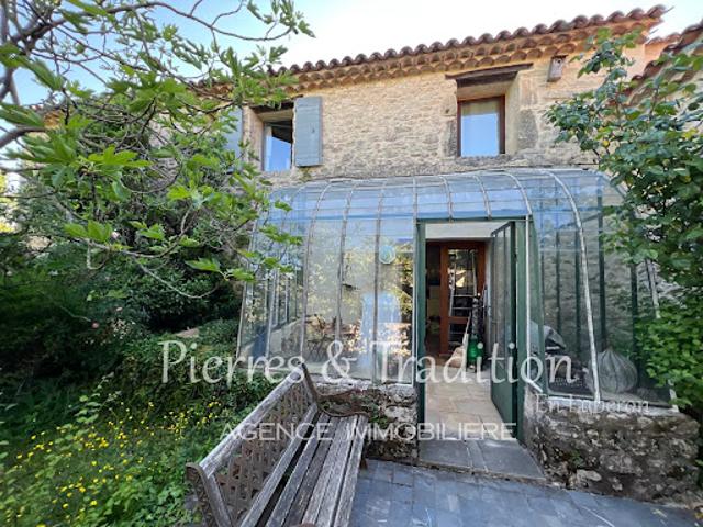 Maison vente à Apt, Saint-martin-de-castillon