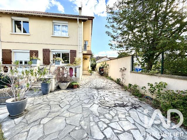 Maison vente à Square des Solstices, Viry-Châtillon