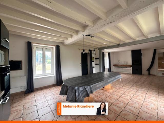 Maison vente à Saumur, Cheviré-le-rouge