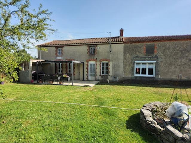 Maison vente à La Chaize-le-vicomte