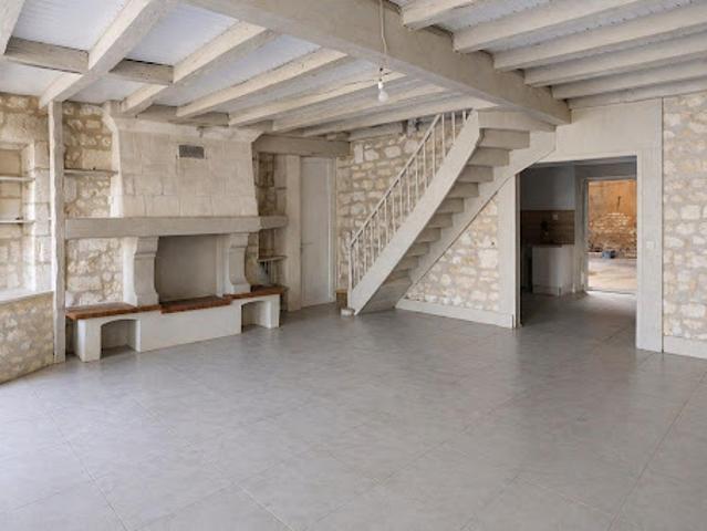 Maison vente à Angoulême, Aignes-et-puypéroux