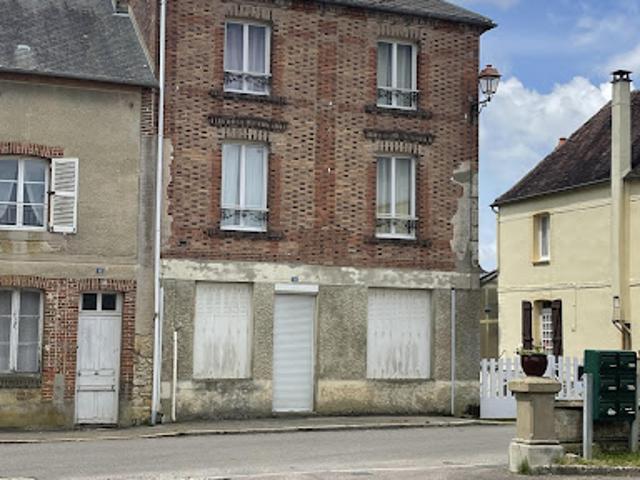 Maison vente à Mortagne-au-Perche, Echauffour