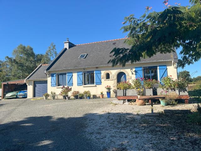 Maison vente à Kerlohou, Lanrivain