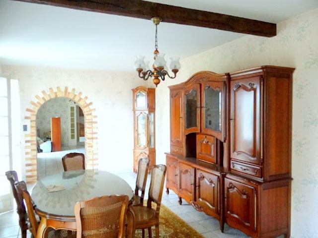 Maison vente à Montluçon, Chamblet