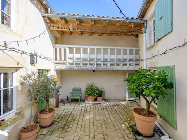 Maison vente à Les Comtesses, La Flotte