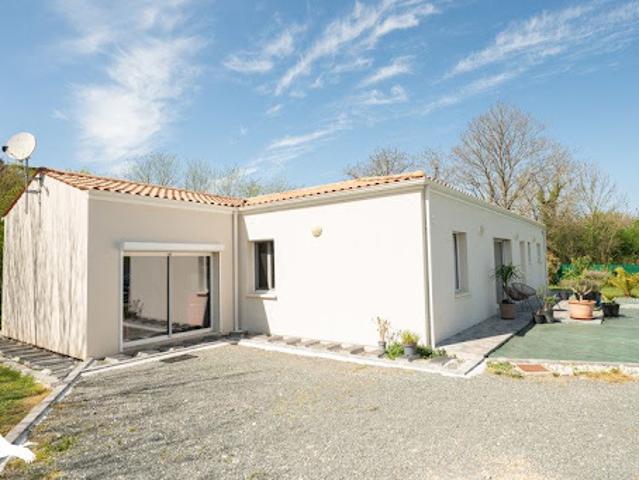 Maison vente à Corme-ecluse, La Becterie