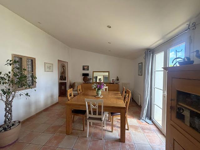 Maison vente à La Rochelle, Loix
