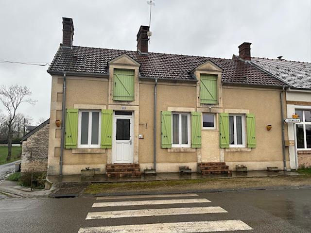 Maison vente à Saint-Amand-Montrond, Saint-denis-de-palin