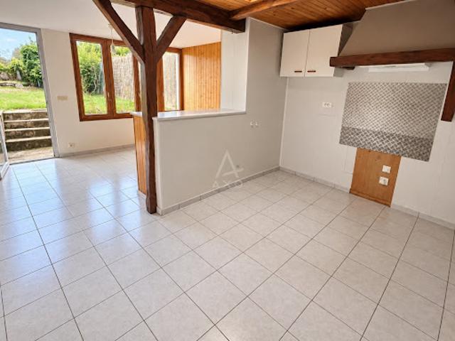 Maison vente à La Roche-sur-Yon, Montaigu