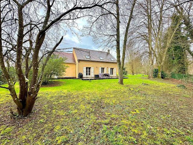 Maison vente à Saint-Germain-en-Laye, Maule