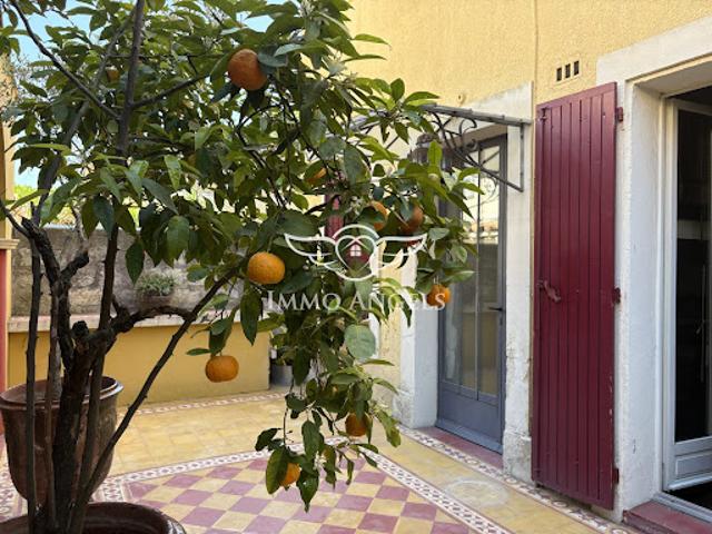 Maison vente à Nîmes, Aigues-mortes